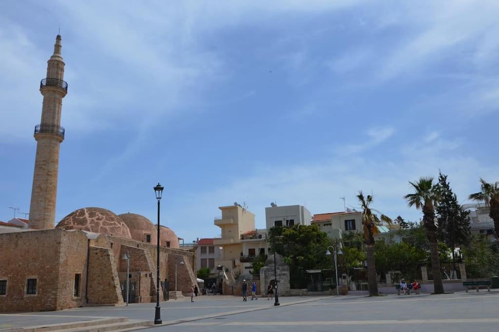 έλλη Apartment *
